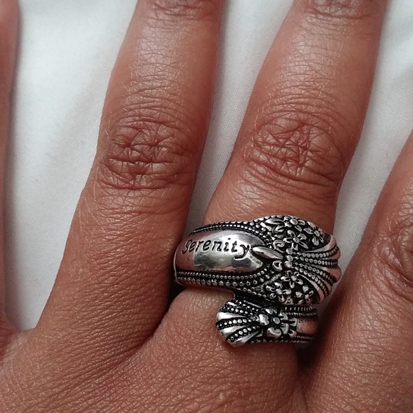 Silver Serenity Ring - Picture 2 of 3